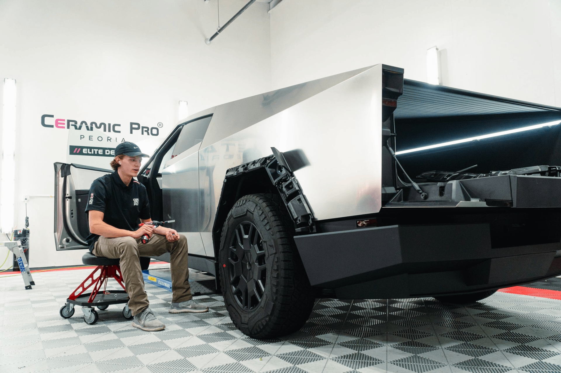 2024 Tesla Cybertruck